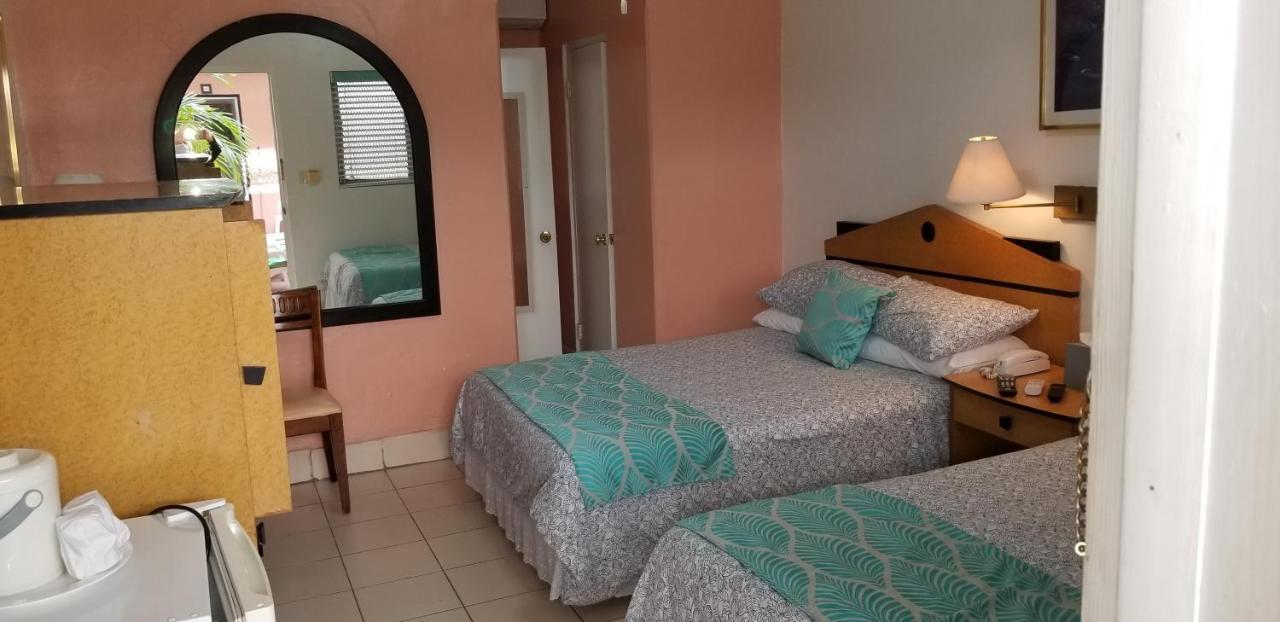 Towne Hotel Nassau Eksteriør billede