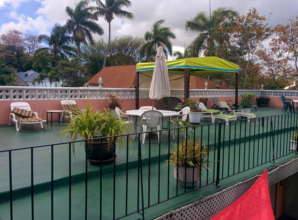 Towne Hotel Nassau Eksteriør billede